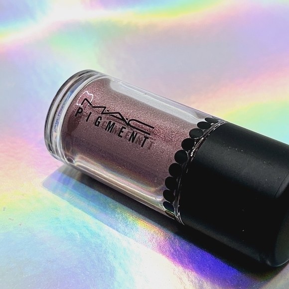 MAC Cosmetics Heritage Rouge Pigment Eyeshadow - Picture 4 of 7